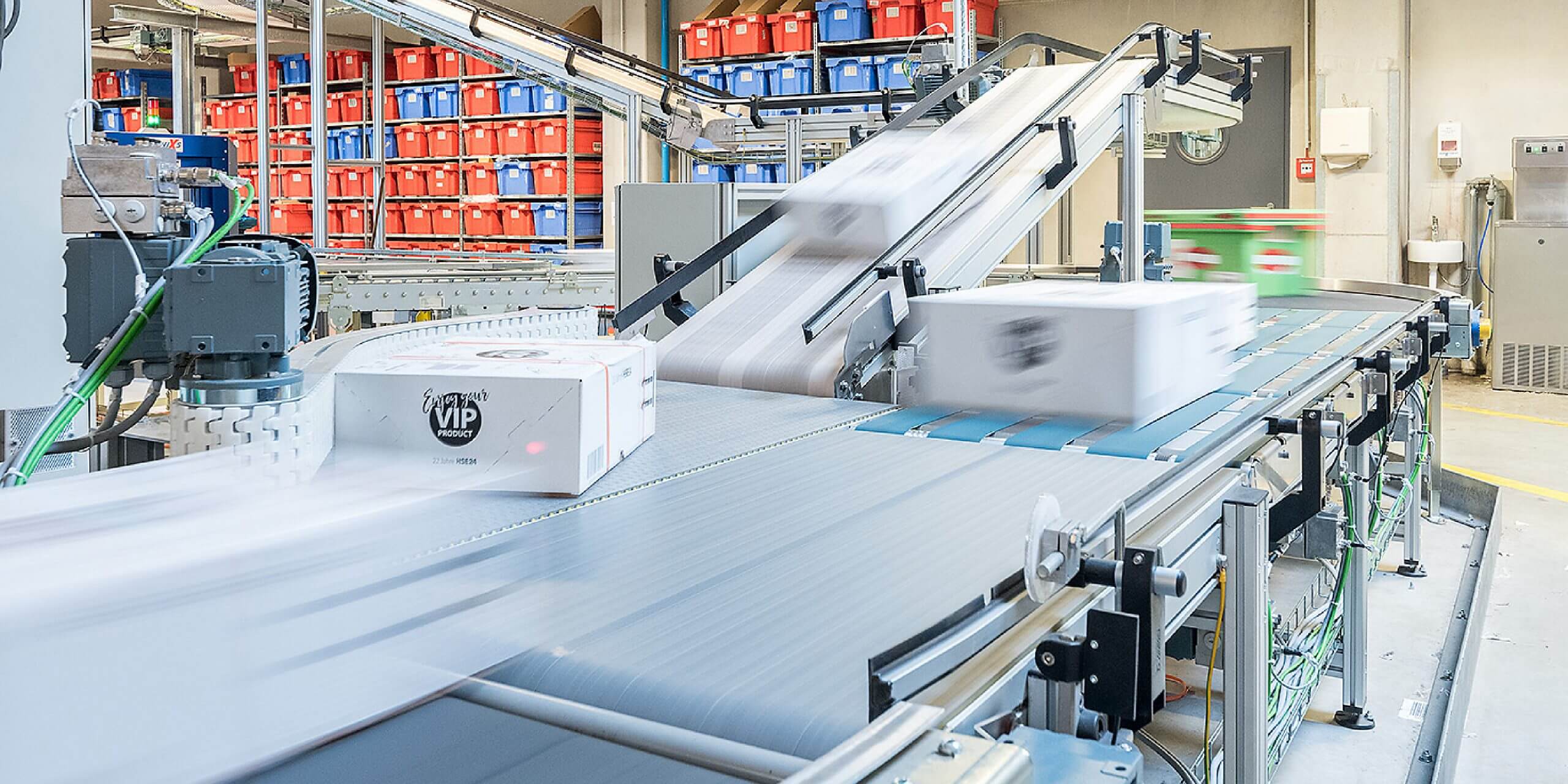 DHL setzt auf modulare Fördertechnik von FS Solutions